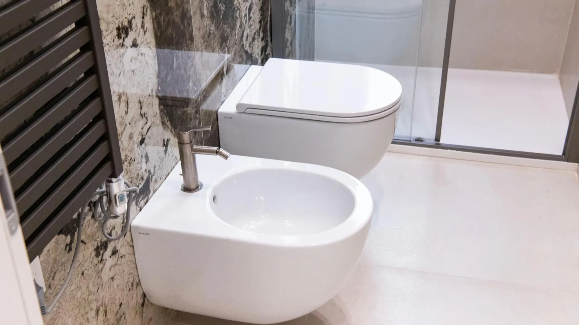 Affittacamere Saint Bon 15 - 5 Terre Rooms And Suites La Spezia Guest house