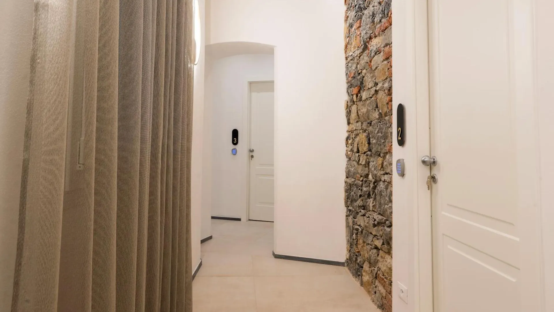Affittacamere Saint Bon 15 - 5 Terre Rooms And Suites La Spezia Italy
