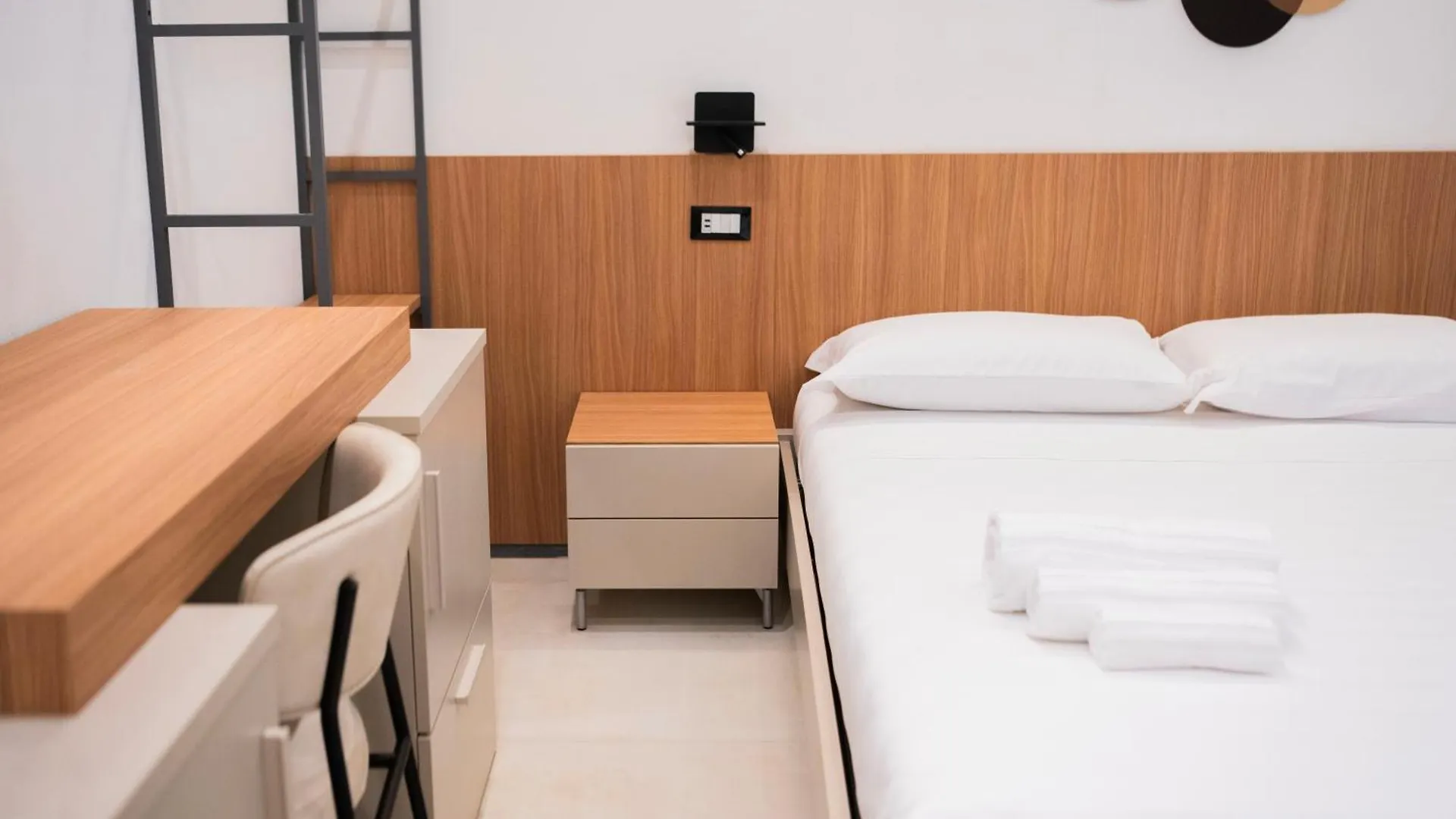 Affittacamere Saint Bon 15 - 5 Terre Rooms And Suites La Spezia Guest house