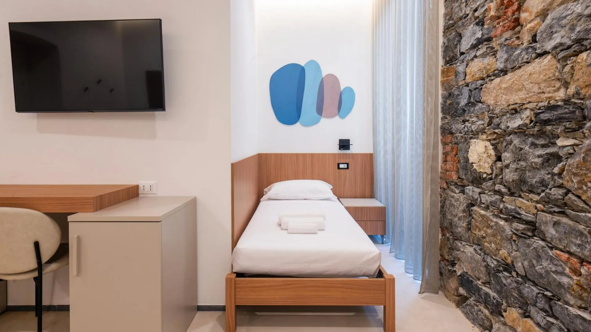 Affittacamere Saint Bon 15 - 5 Terre Rooms And Suites La Spezia Guest house