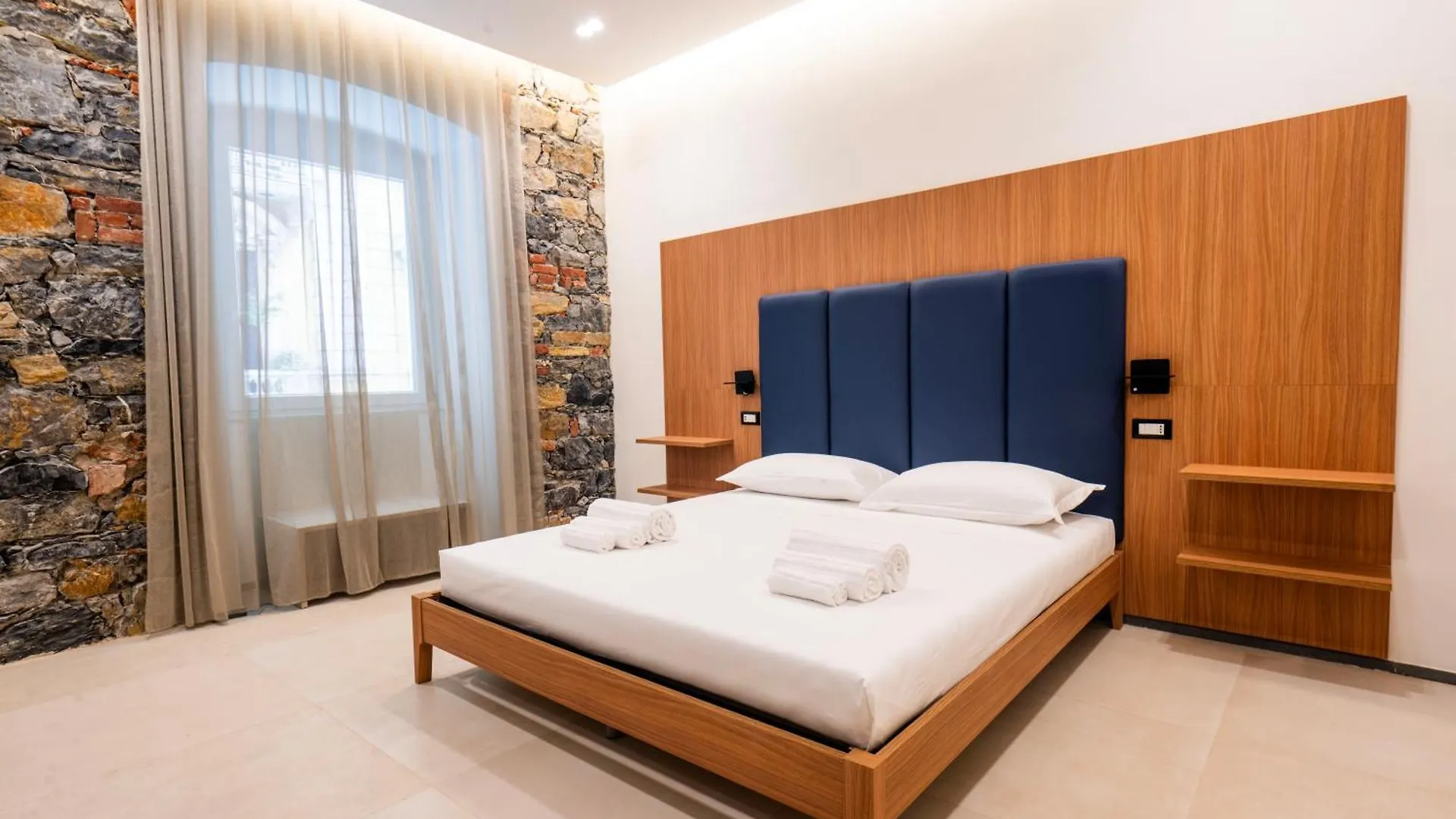 Affittacamere Saint Bon 15 - 5 Terre Rooms And Suites La Spezia Italy