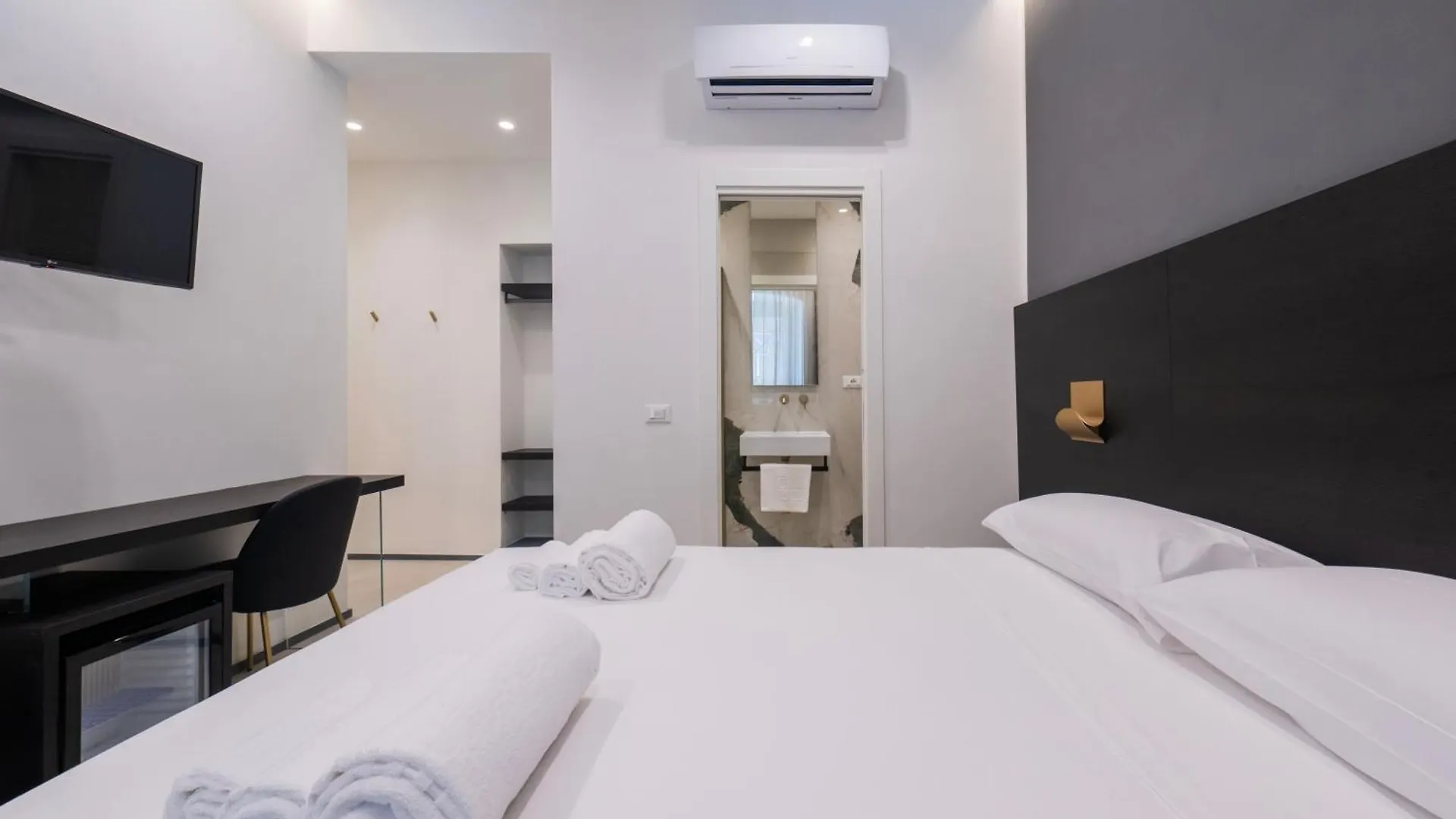 Guest house Affittacamere Saint Bon 15 - 5 Terre Rooms And Suites La Spezia