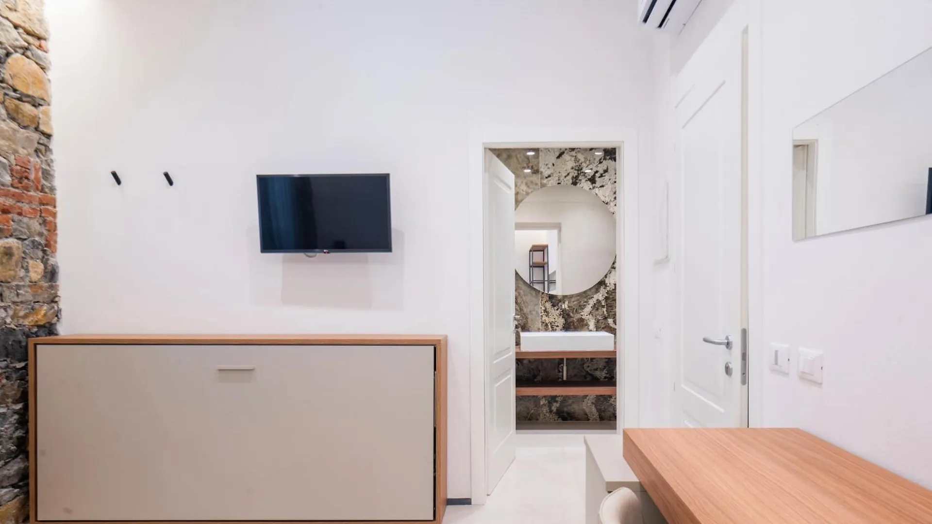 Guest house Affittacamere Saint Bon 15 - 5 Terre Rooms And Suites La Spezia