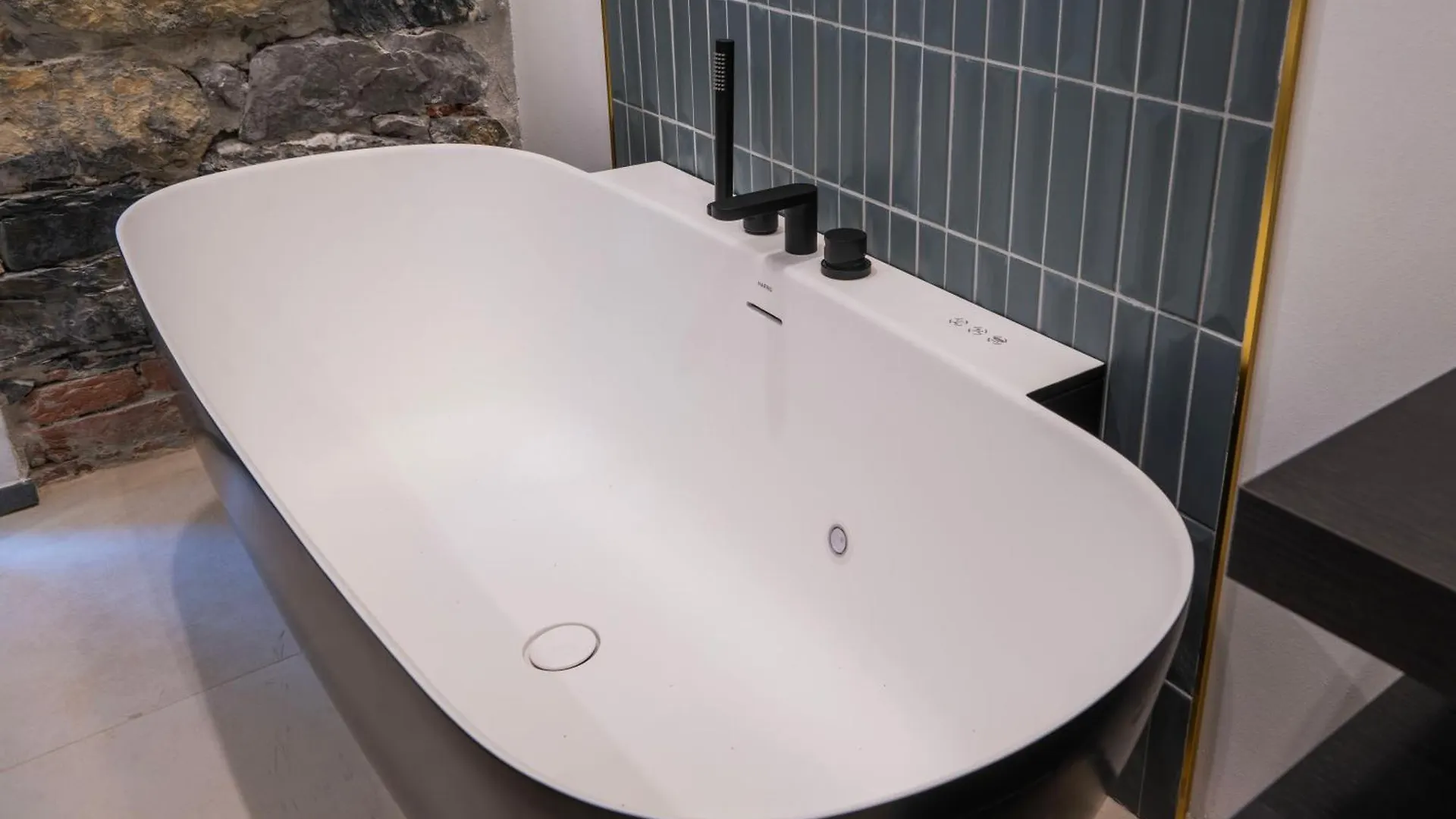 Affittacamere Saint Bon 15 - 5 Terre Rooms And Suites La Spezia 0*,  Italy