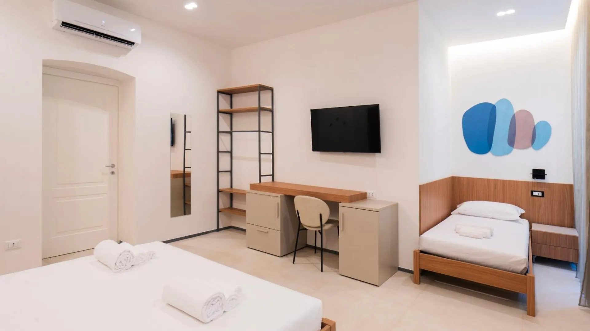 Affittacamere Saint Bon 15 - 5 Terre Rooms And Suites La Spezia Guest house